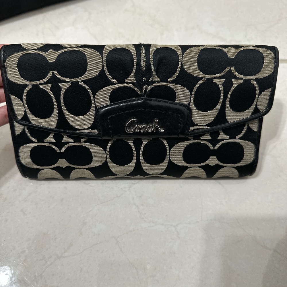 coach wallet